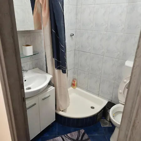 Apartmens Stojanac Centar شقة *
